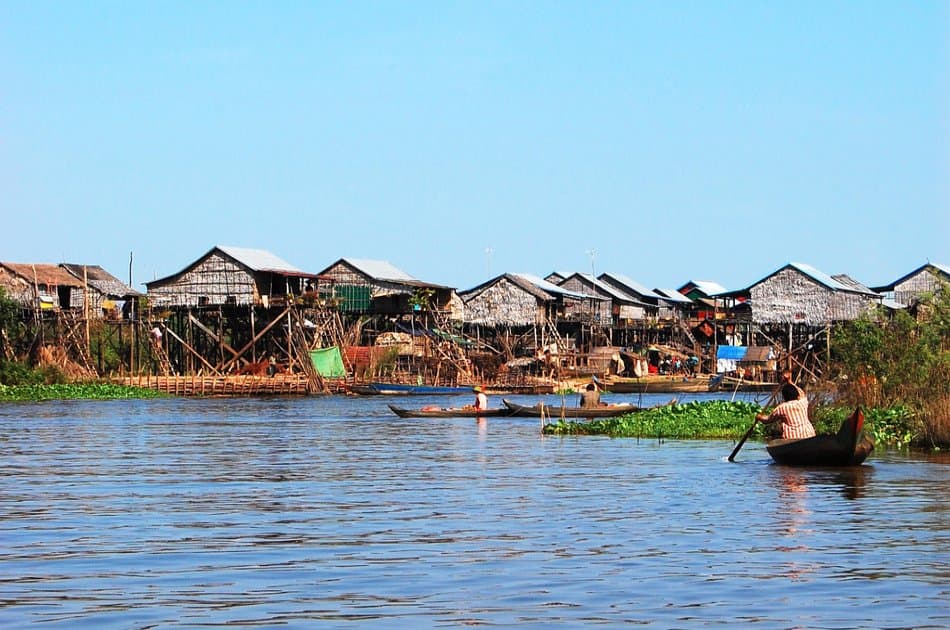 Guided Floating Village Tour