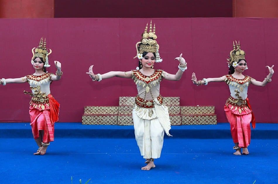 Plae Pakaa Arts Performances in Phnom Penh