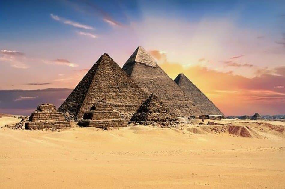 Giza Pyramids &amp; Sphinx Private Tour