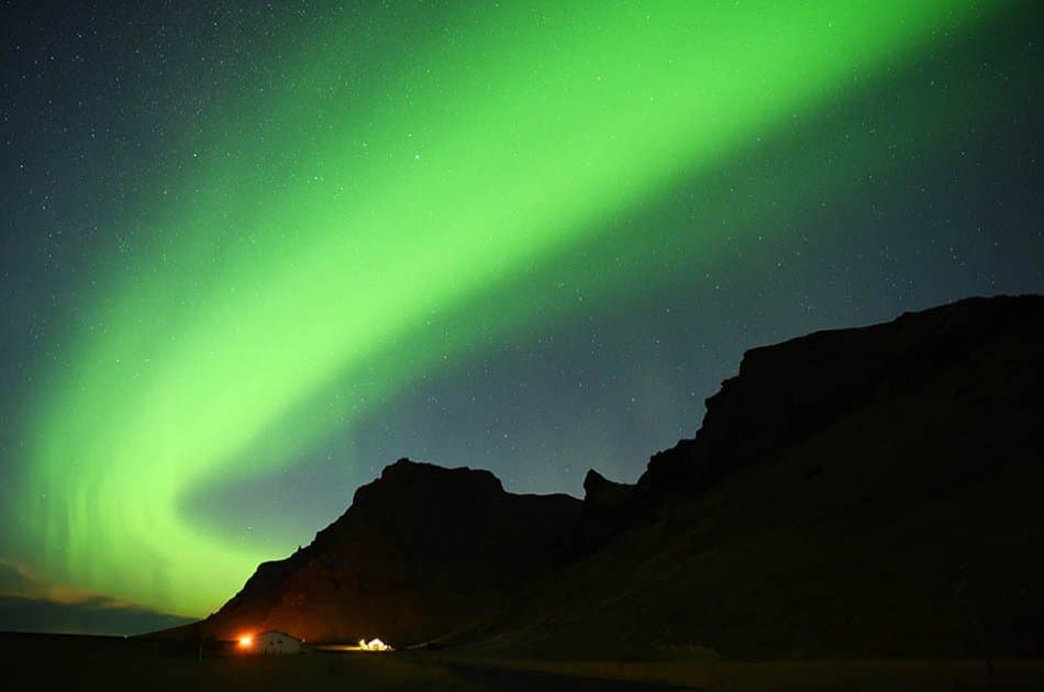 Private Northern Lights Tour - Iceland South Coast