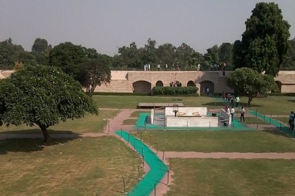 7 Hour City Tour of Old and New Delhi