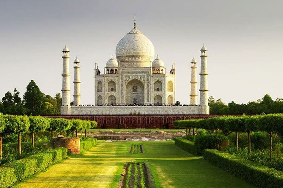 Full Day Taj Mahal Tour in Agra