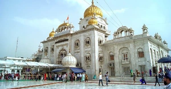 Half Day Tour of Temples in Delhi