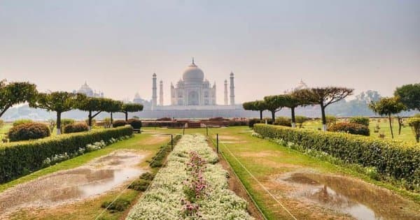 Overnight Taj Mahal Tour From Delhi by Car