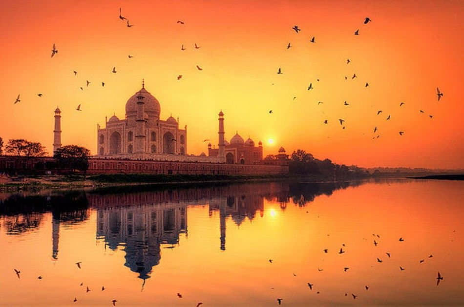Private Sunrise Taj Mahal Tour From Delhi