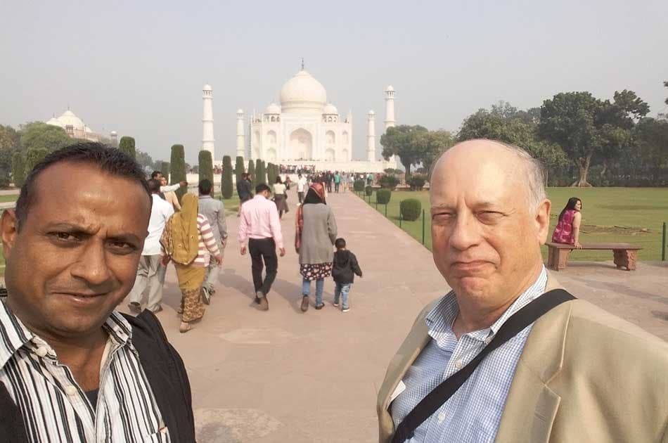 Taj Mahal Guided Private Tour From Delhi