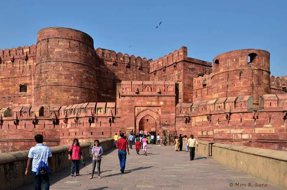 Taj Mahal Private Tour from Delhi Same Day