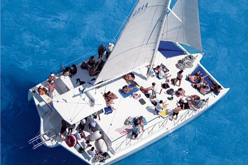 4 Hour Private Neptuno Trimaran (up to 60 people)