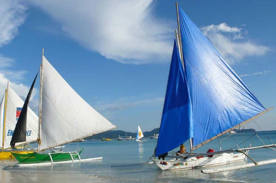 Bocaray Paraw Sailing Experience