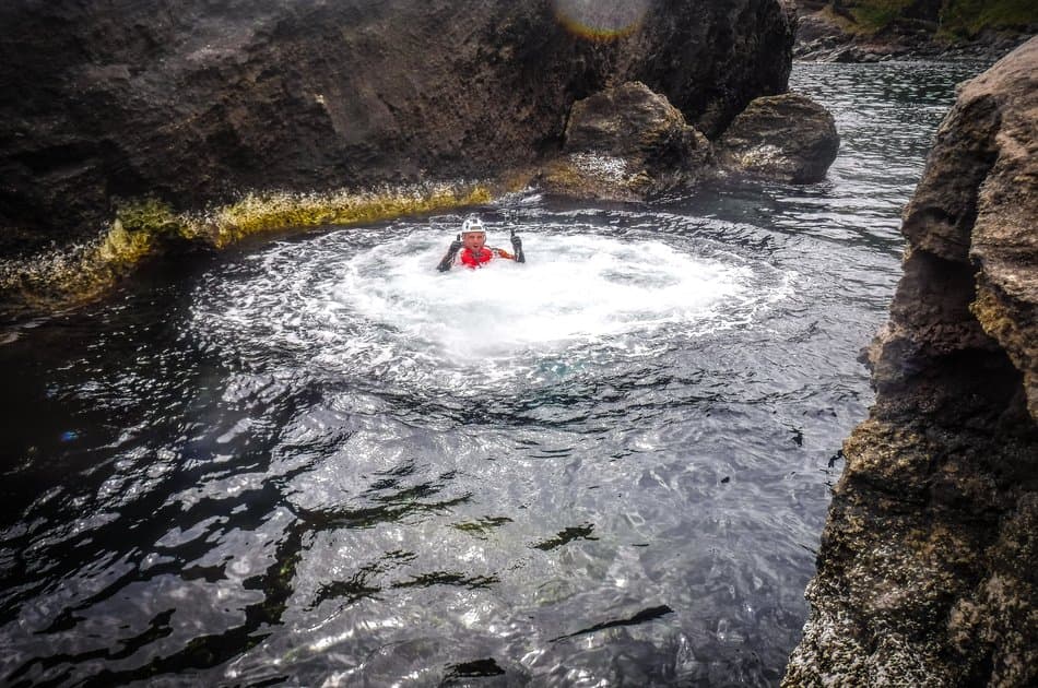 Coasteering in Caloura
