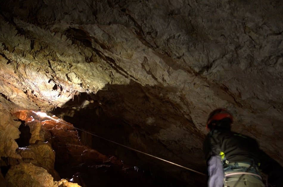 Caving in Granada: Nivar Cave