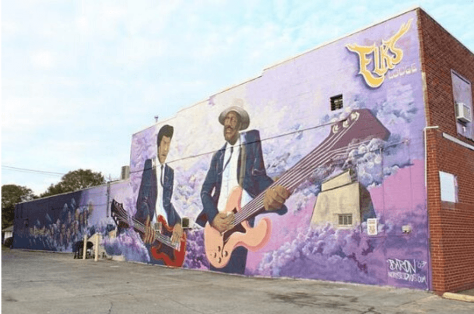 Capturing Urban Street Art Photo Tour