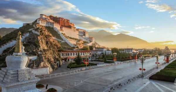 A Spectacular 11 Day Beijing to Lhasa Tour