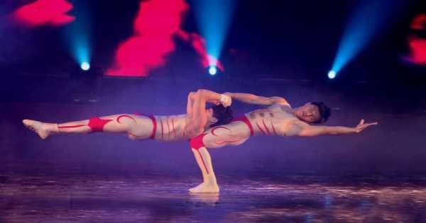 Beijing Night Acrobatic Show with Hotel Transfer