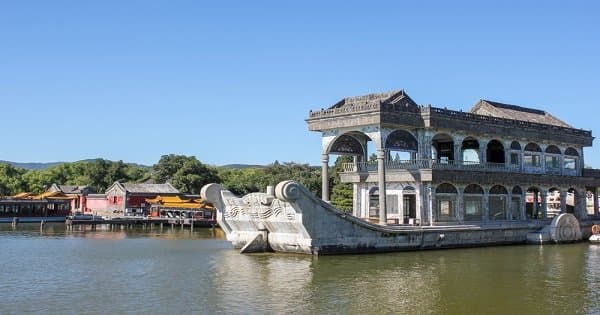 Customizable Mutianyu Great Wall Private Tour With Roast Duck Dinner and Evening Show