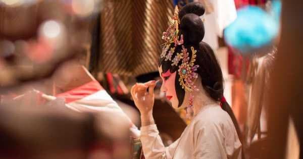 Peking Opera Show Tickets at Beijing Liyuan Theatre