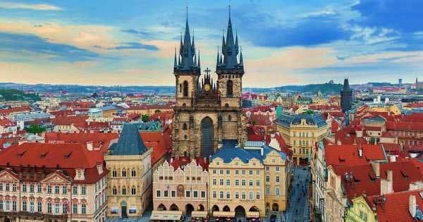 4 Hour Prague Tour with Private Car