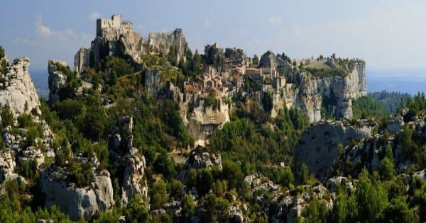 Private Avignon, St Remy and Les Baux De Provence Tour from Marseille