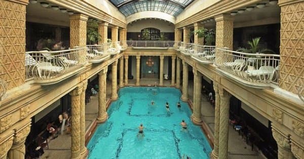 Gellért Spa Scenic Tour and Gellért Spa Entrance Ticket