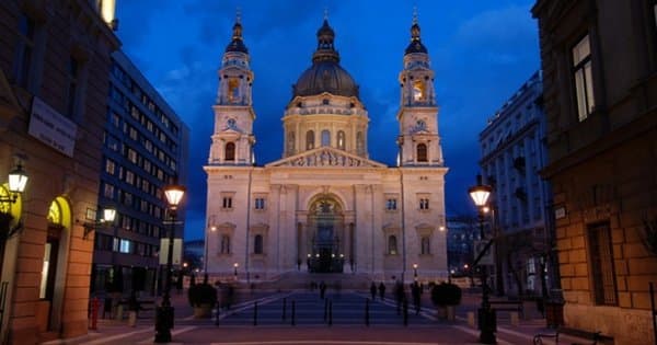 Organ Concert Plus Dinner & Cruise in Budapest