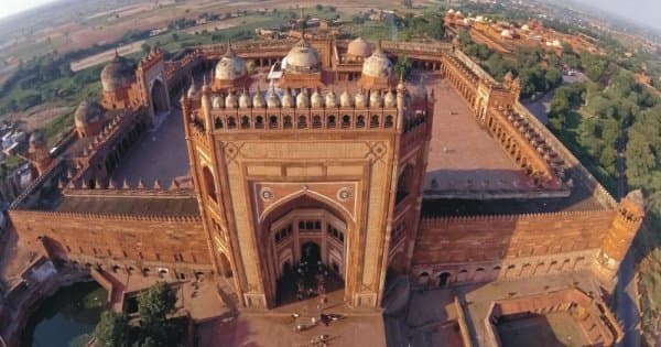 Private 2 Days Taj Mahal Trip with Fatehpur Sikri from New Delhi