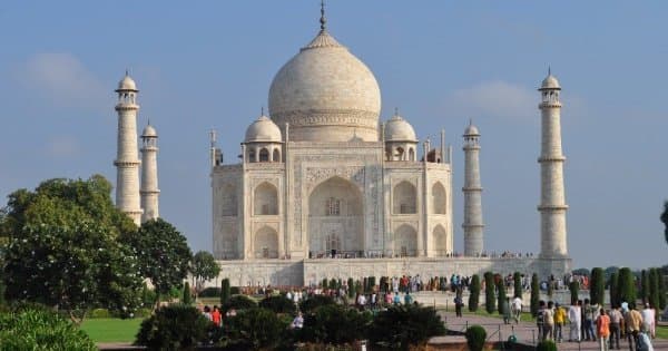 Private Tour: 2 Days Taj Mahal & Agra Trip with Fatehpur Sikri from New Delhi