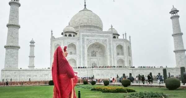 Same Day Delhi to Taj Mahal Tour by SuperFast Train