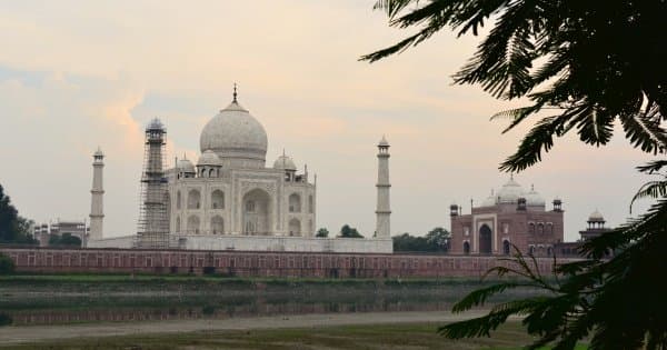 Taj Mahal Guided Private Tour From Delhi