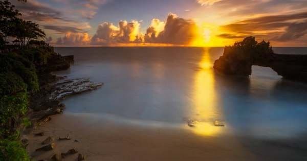 Taman Ayun, Tanah Lot Temple and Sunset