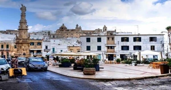 Discover the beautiful villages of Valle D'Itriia