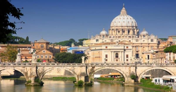 Fall Into History and Explore the Vatican Museums & Underground Rome All in 1 Day