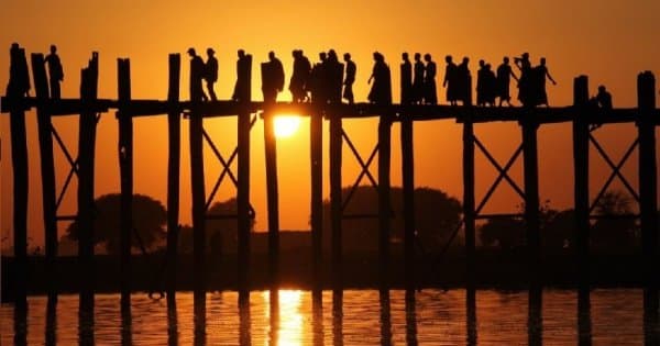 7-Day Private Guided Myanmar Classic Tour with Hotel Accommodations