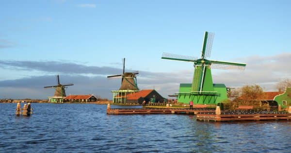 Visit Beautiful North Holland - Volendam, Edam and windmills