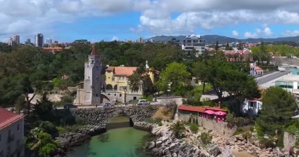 Full Day Private Cascias, Sintra and Quelez Tour (VAN)