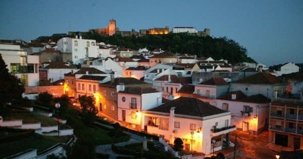 Private Transfer from Palmela to Lisbon Airport