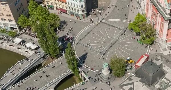 Ljubljana & Postojna cave | Private off cruise excursion from Koper