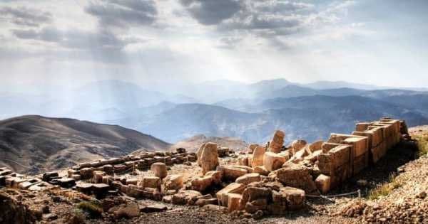 Urfa to Mt Nemrut on a Fascinating 4 days Tour