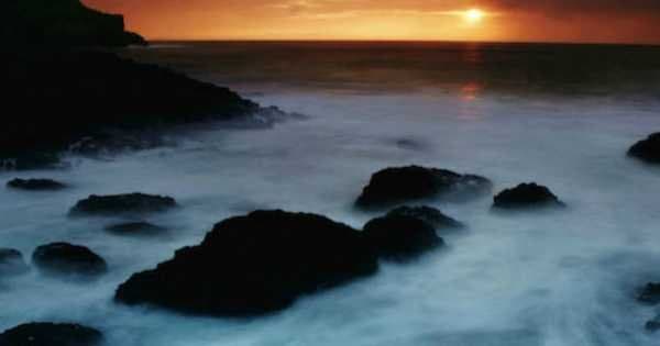 Giants Causeway and Game of Thrones® from Belfast - Touring Exhibition