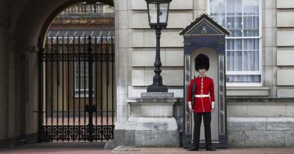 Half Day Tour of London With St. Pauls Cathedral and Guard Change