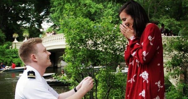 Intriguing Central Park 1 Hour Walking Tour with Guide and Photographer