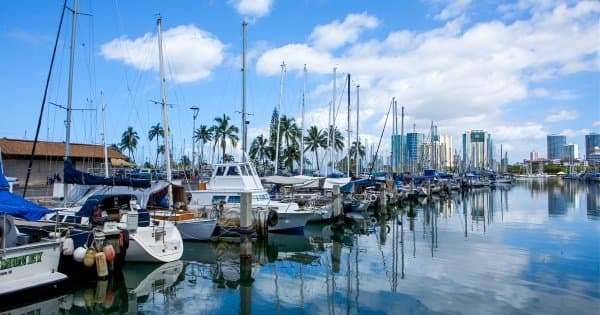 Private Electric Boat Tour Hawaii